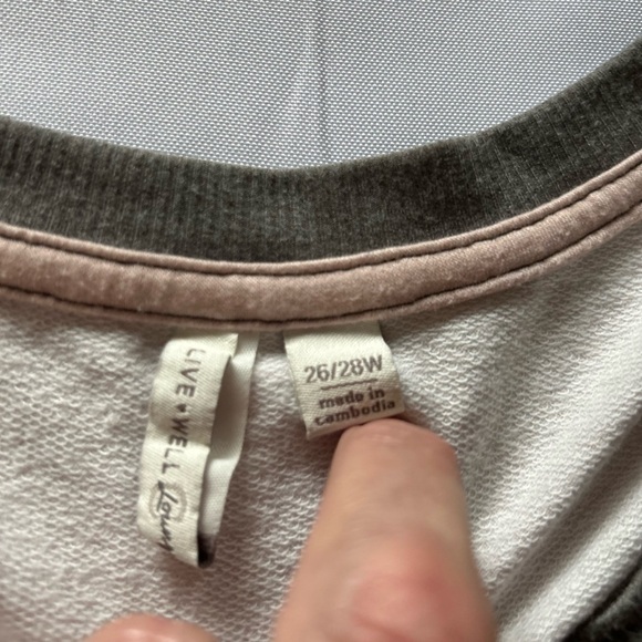 2pc Set of Live-Well by Cato Ombré Loungewear. - Picture 5 of 10